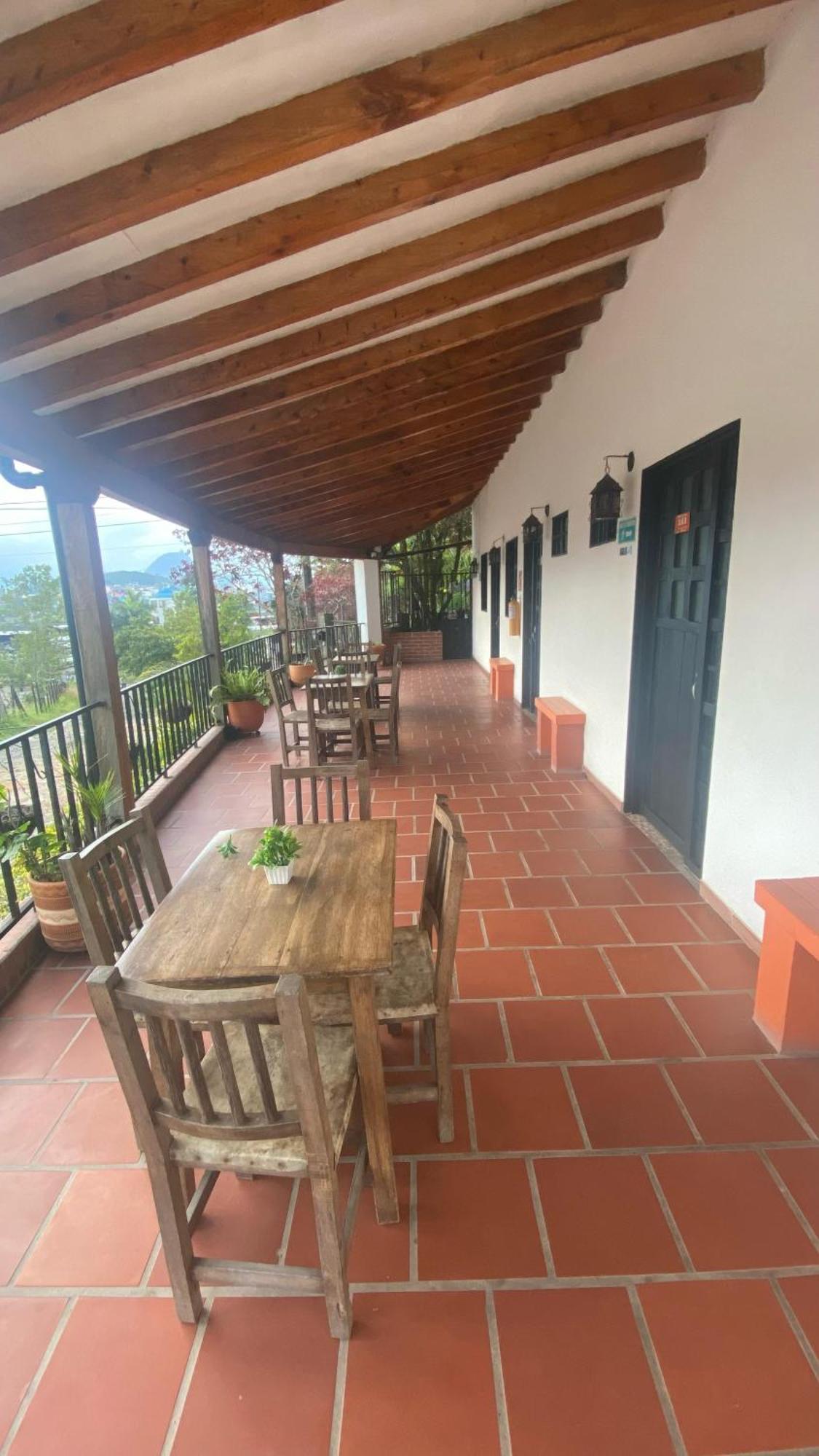 Balcones De La Casona Hotel Guatapé Eksteriør billede