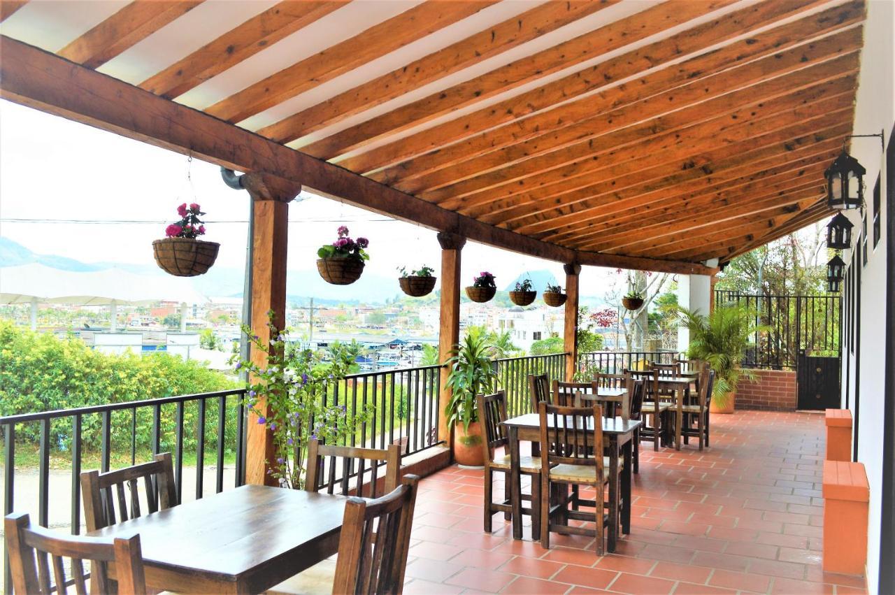 Balcones De La Casona Hotel Guatapé Eksteriør billede
